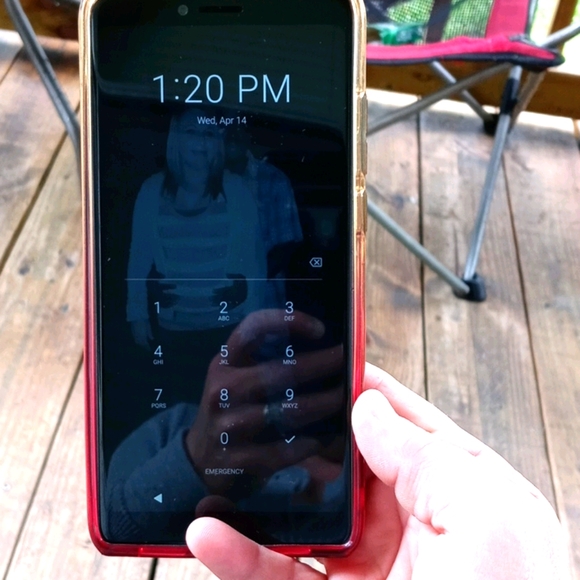 Cell Phone - Picture 4 of 4